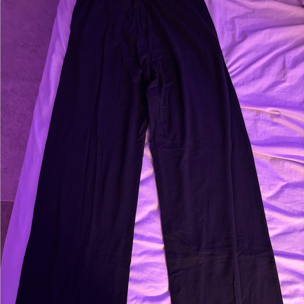 SKIMS Black Leggings